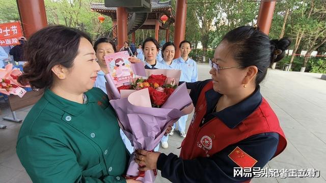 致敬白衣天使凝聚社会温情开元ky棋牌沈阳爱心企业(图4)